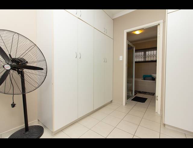 3 BEDROOM SIMPLEX FOR SALE IN MALVERN